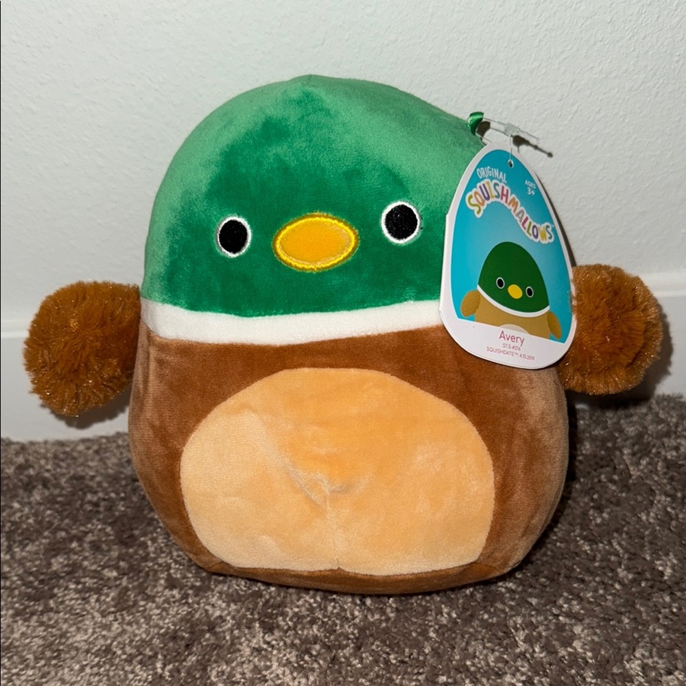 NWT 8in Avery Duck Squishmallow